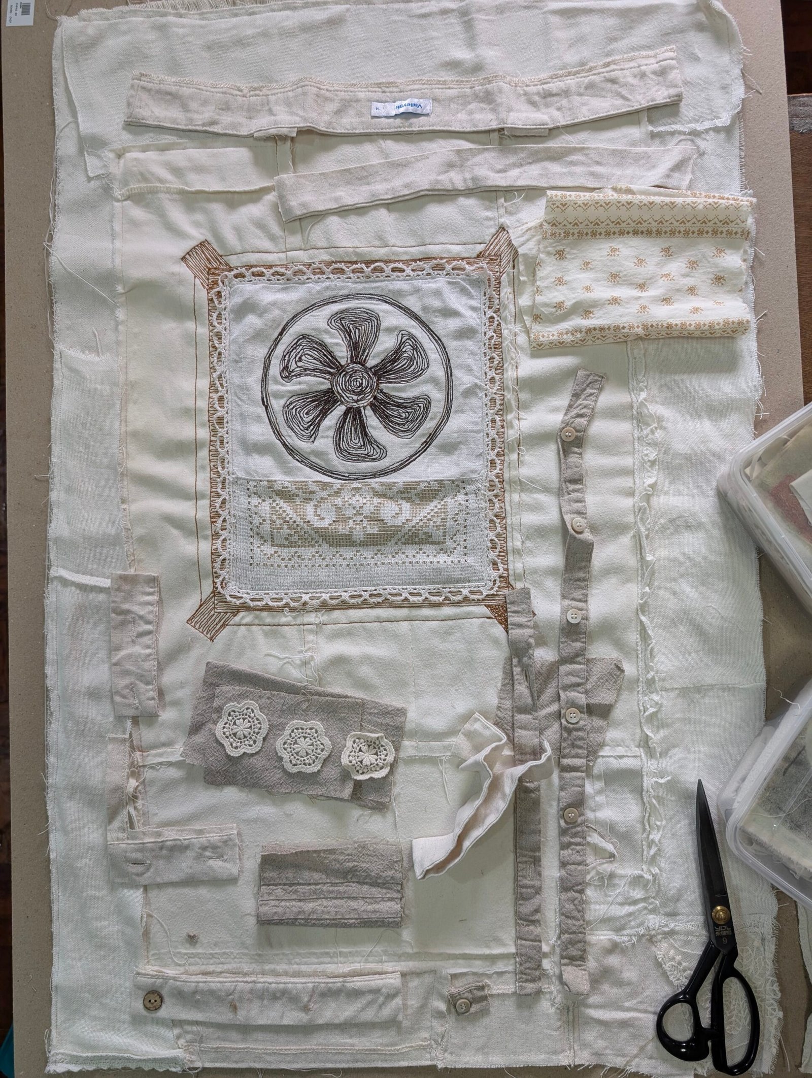 Motherland, Motherboard - Image 5